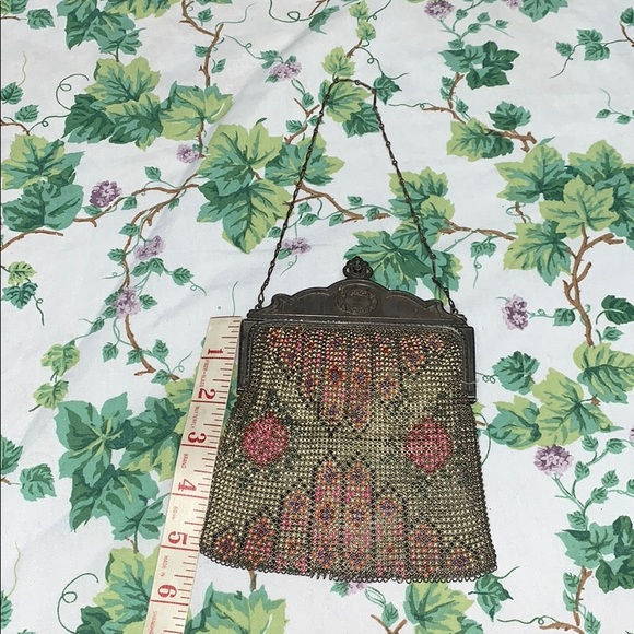 Whiting & Davis Handbags - Antique Whiting and Davis mesh purse made in 🇨🇦